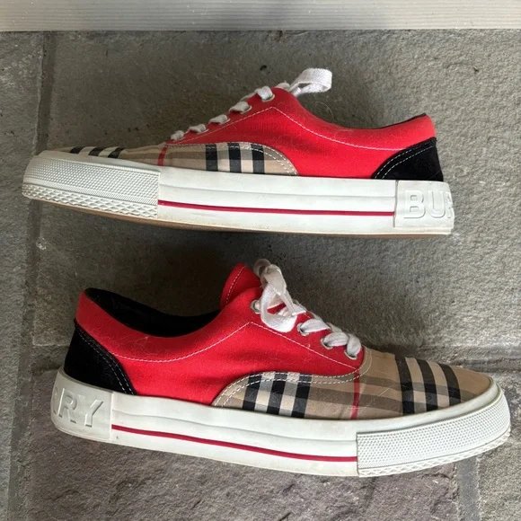 Burberry Super Runway Somerton & Red Low Top Sneakers 🔥 - Picture 4 of 9